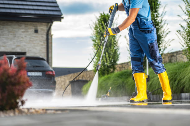 Best Deck Pressure Washing  in Whiteman Af, MO